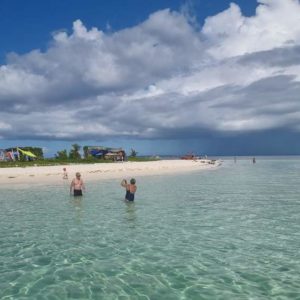 Explorez le grand-cul-de-sac marin lors d'une excursion nautique inoubliable en Guadeloupe